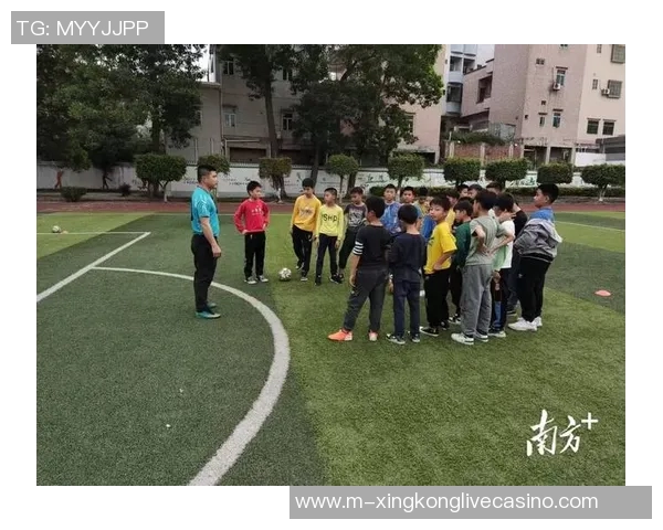 培养未来足球明星少儿足球培训机构助力孩子成长与梦想实现